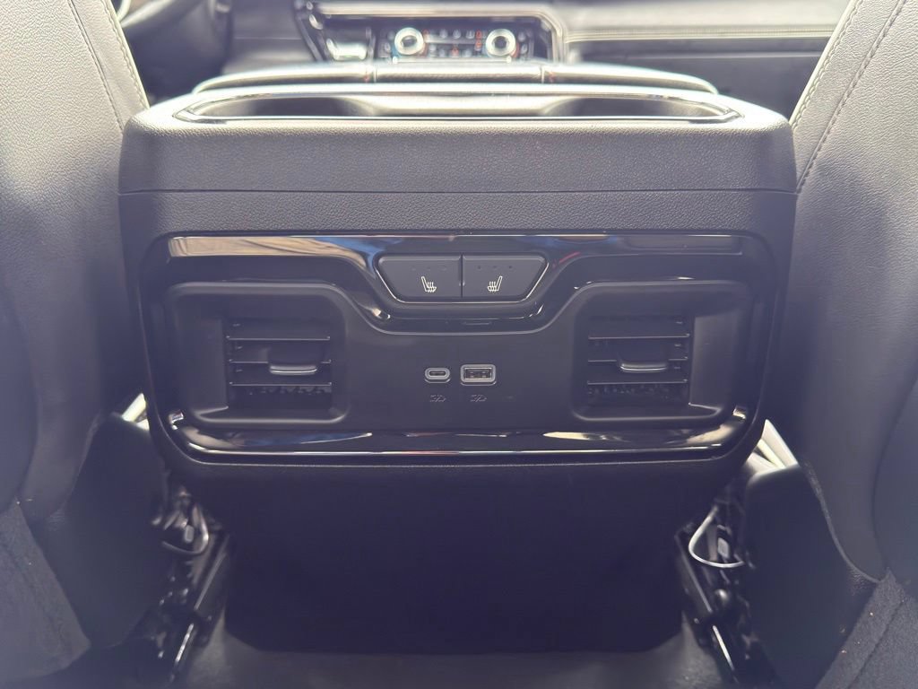 Used 2024 GMC Sierra 2500 AT4X AWD/4WD image 36