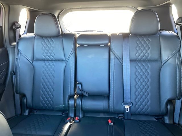 New 2025 Mitsubishi Outlander SEL Black Edition image 11