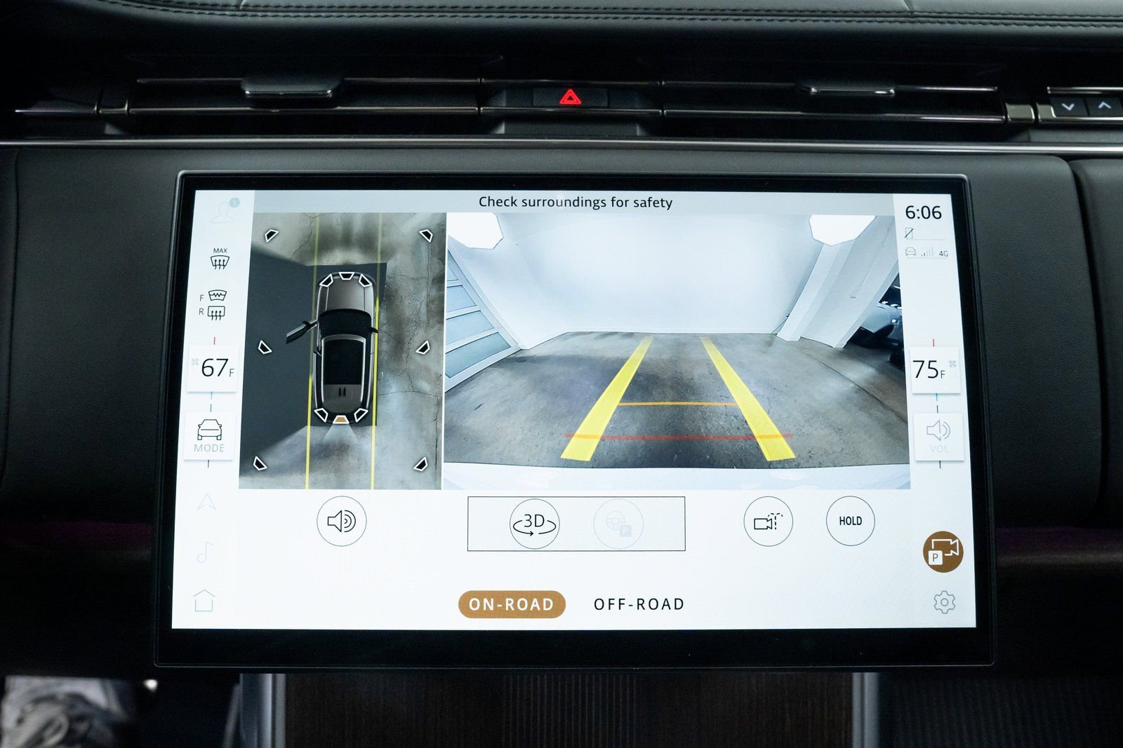 Used 2025 Land Rover Range Rover Autobiography image 13