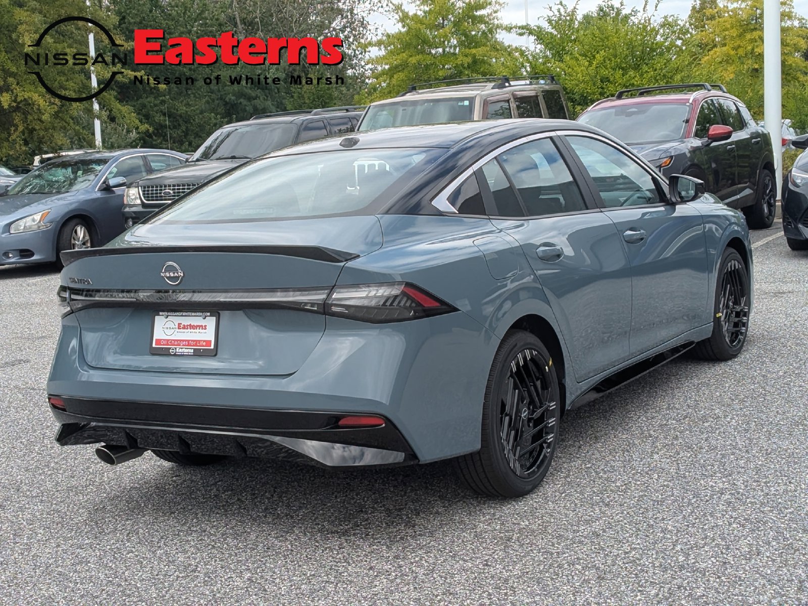 New 2027 Nissan Sentra SR w/ Floor Mat Package FWD image 6