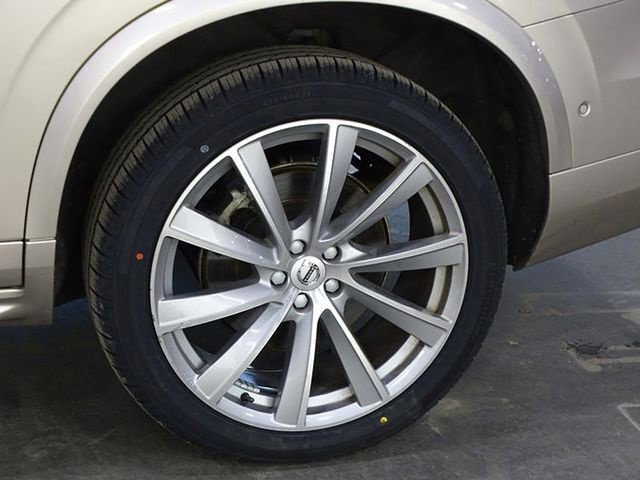 Used 2023 Volvo XC90 B6 Plus AWD/4WD image 46