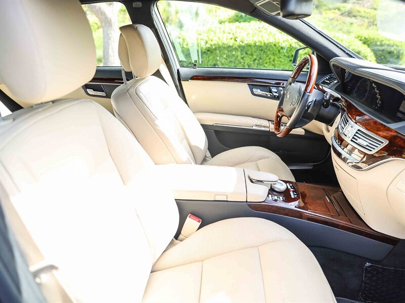 Used 2012 Mercedes-Benz S 550 image 24