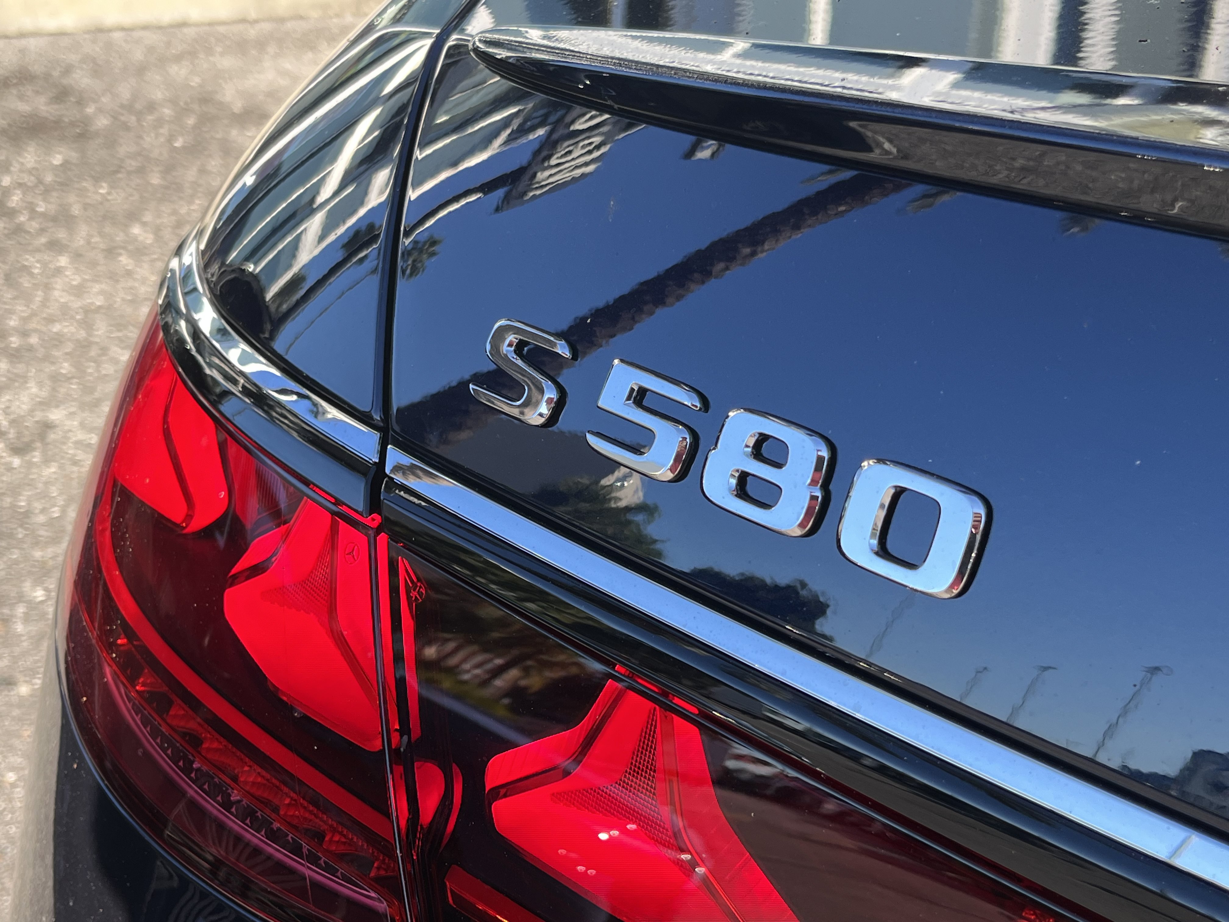 New 2027 Mercedes-Benz S 580 4MATIC Sedan image 5