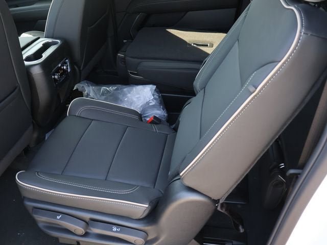 New 2026 GMC Yukon XL Elevation AWD/4WD image 12