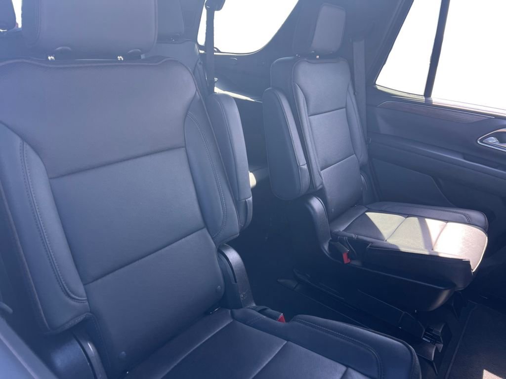 Certified 2023 Chevrolet Tahoe High Country AWD/4WD image 18