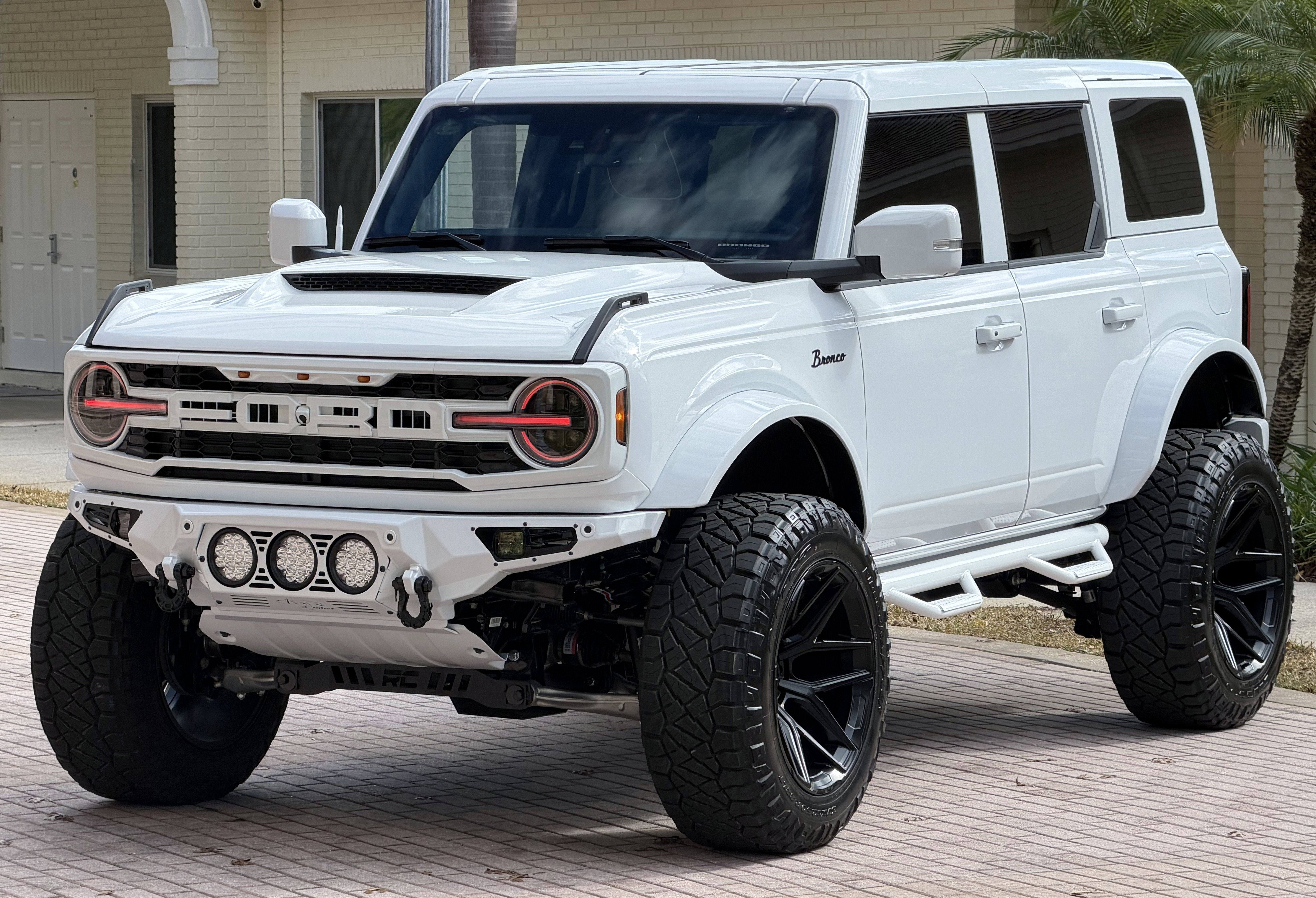 Used 2025 Ford Bronco Outer Banks AWD/4WD image 42