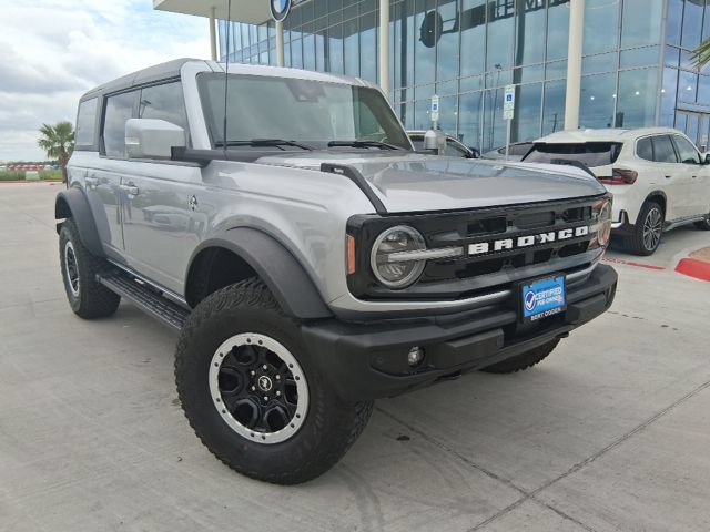 Used 2024 Ford Bronco Outer Banks w/ Sasquatch Package AWD/4WD image 1