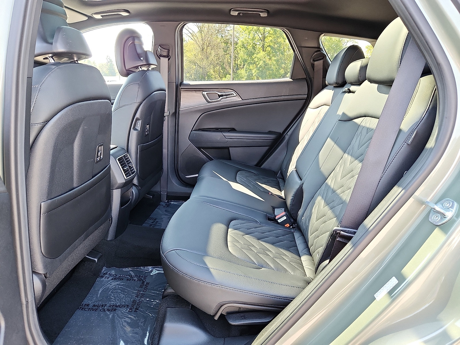 Used 2024 Kia Sportage X-Line w/ X-Line Premium Package AWD/4WD image 10