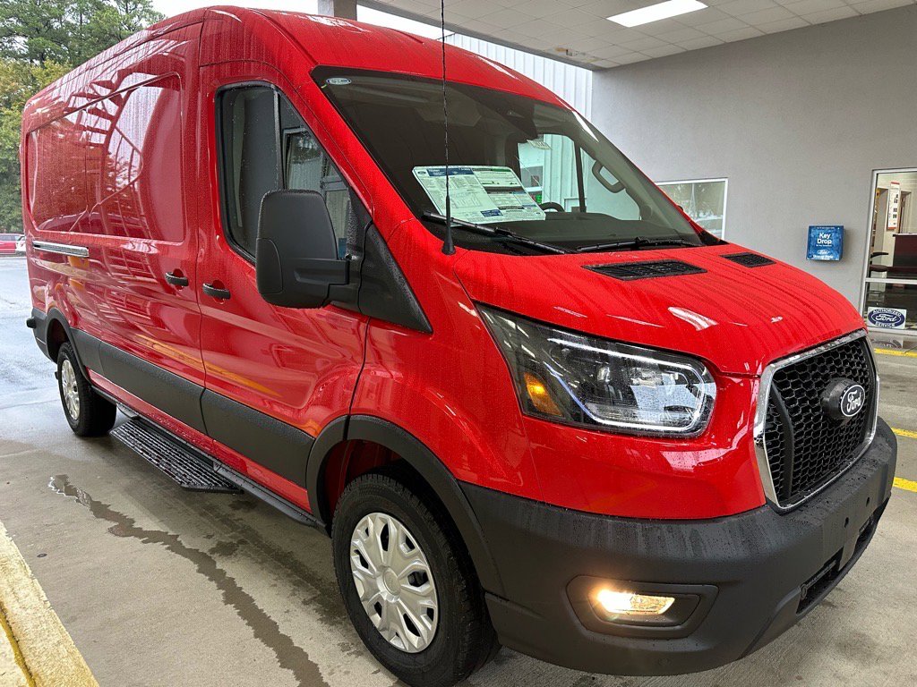 New 2026 Ford Transit 250 148 Medium Roof image 8