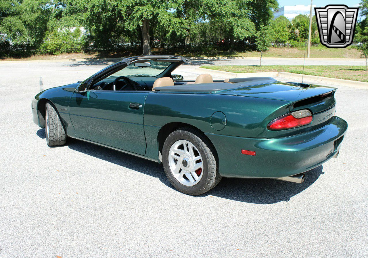 Used 1995 Chevrolet Camaro Z28 image 7