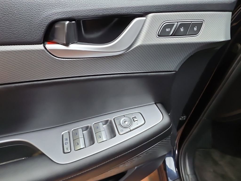 Used 2025 Hyundai Palisade SEL image 25