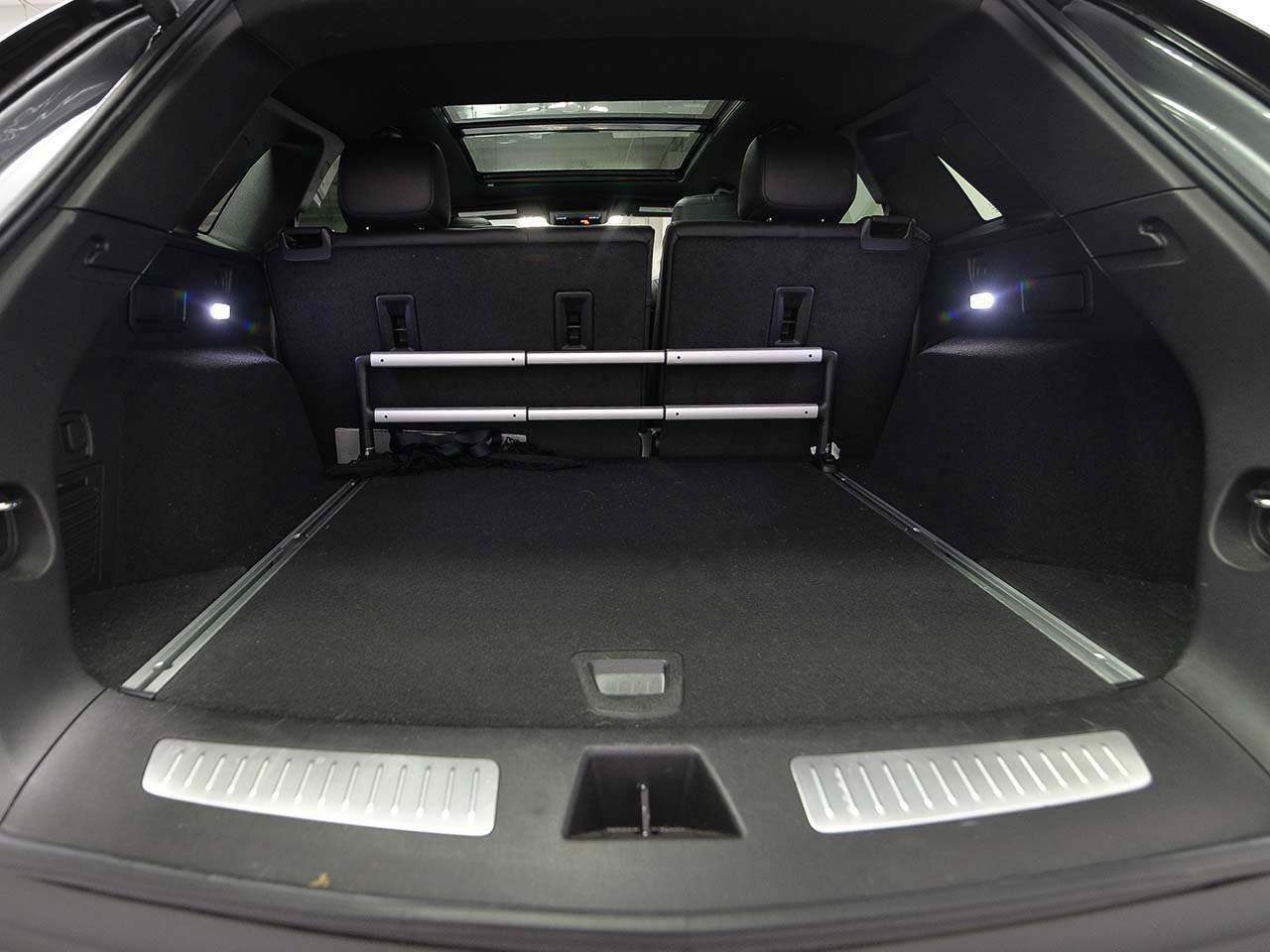 Used 2023 Cadillac XT5 Premium Luxury image 12