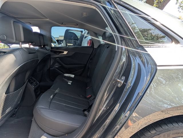Used 2019 Audi A4 2.0T Premium FWD image 11