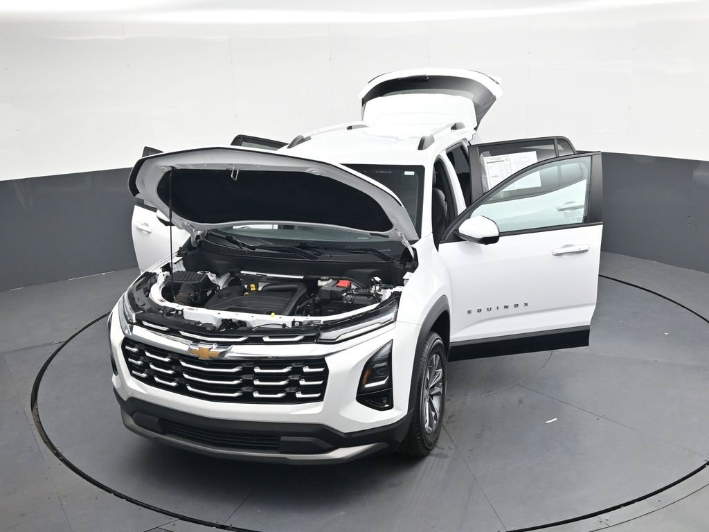 Used 2025 Chevrolet Equinox LT w/ Convenience Package II FWD image 45