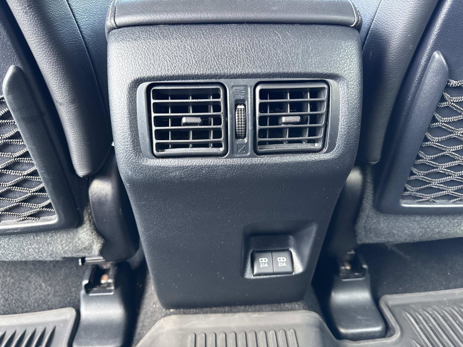 Used 2022 Toyota 4Runner Limited image 33