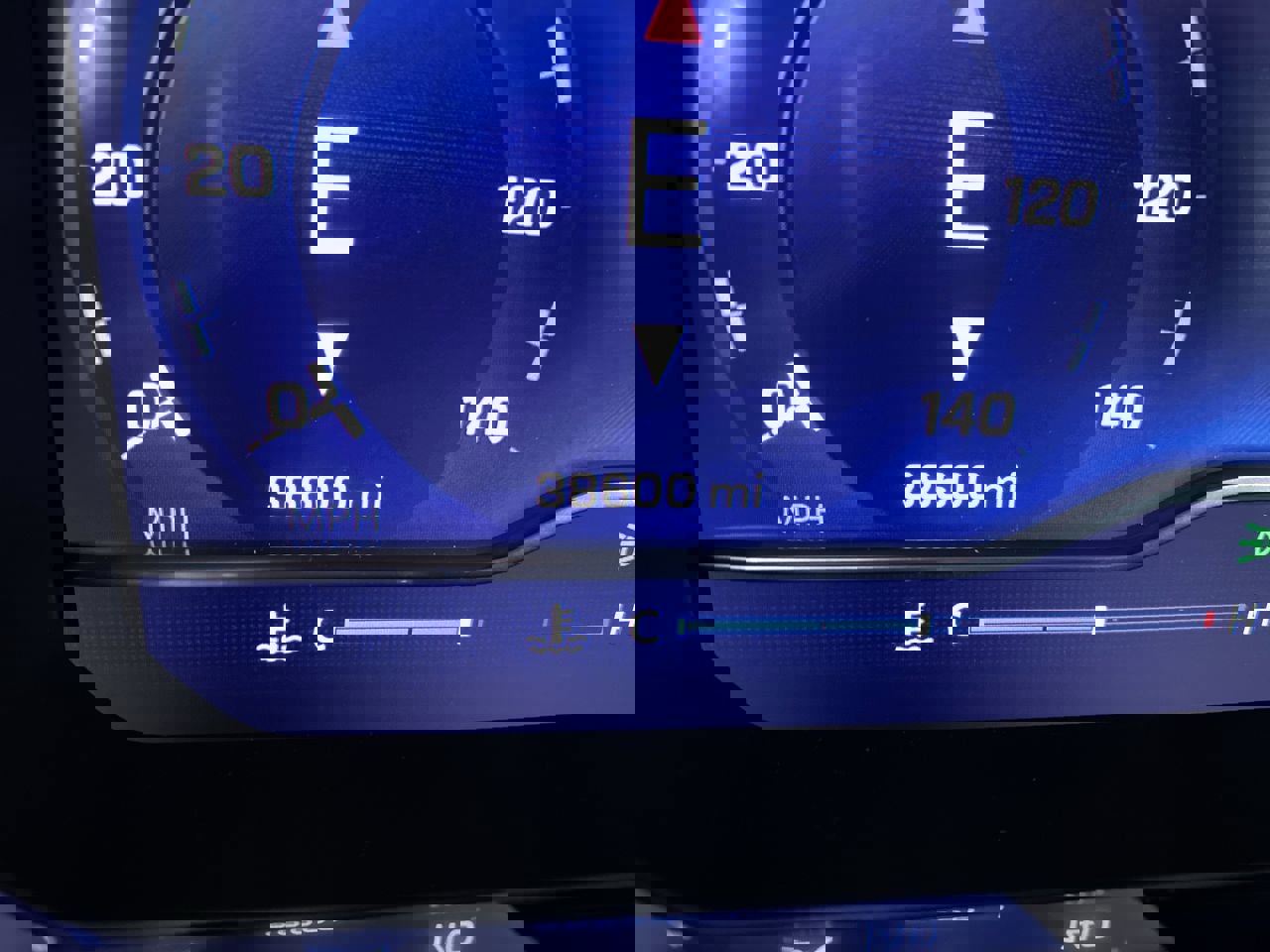 Certified 2024 Chevrolet Silverado 1500 LTZ w/ LTZ Premium Package image 4