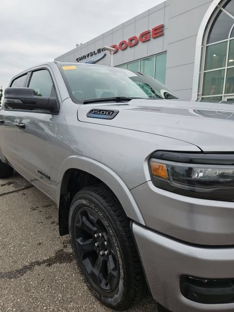 Used 2025 RAM 1500 Big Horn AWD/4WD image 4
