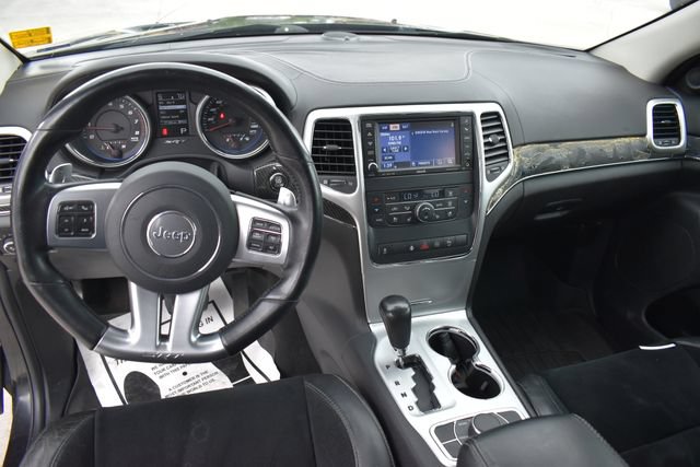 Used 2012 Jeep Grand Cherokee SRT8 w/ Luxury Group II AWD/4WD image 18