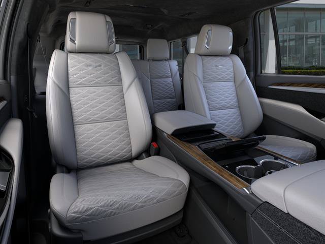 New 2026 Cadillac Escalade ESV Platinum Sport AWD/4WD image 17