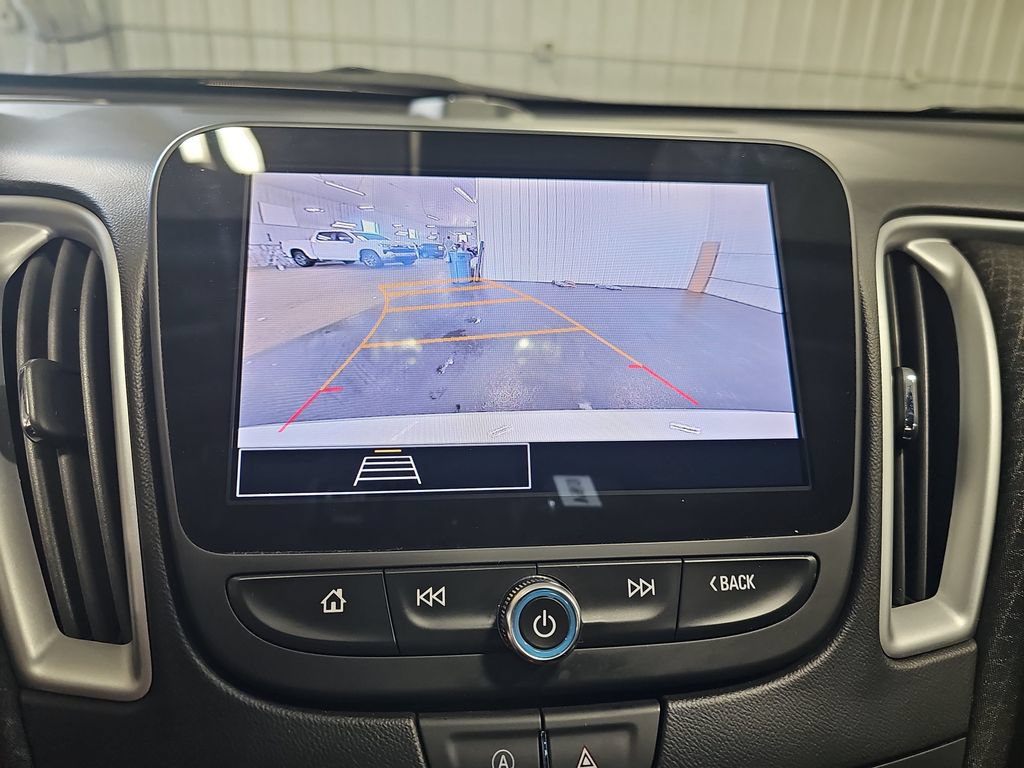 Used 2023 Chevrolet Malibu LT FWD image 24