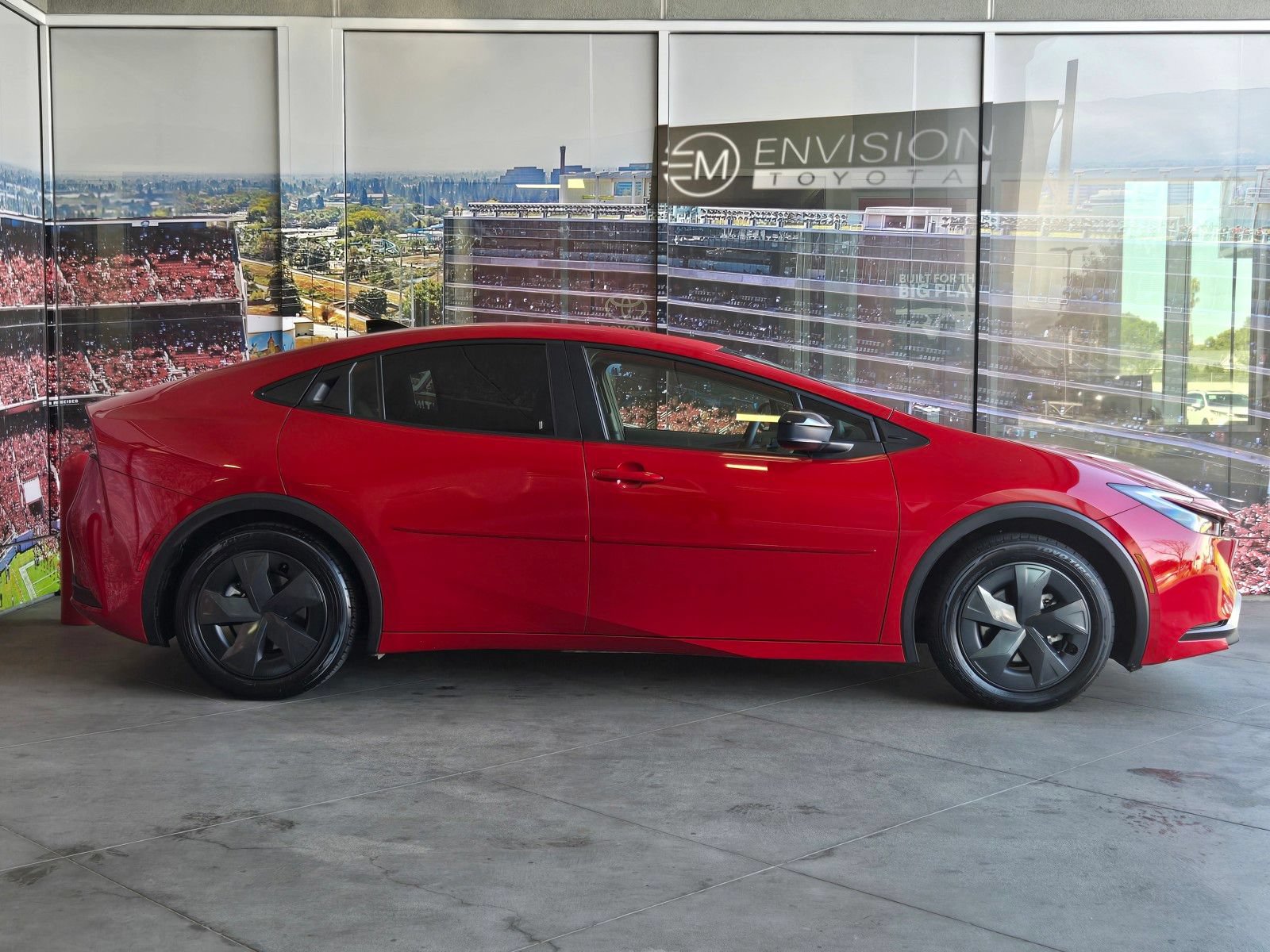 Certified 2026 Toyota Prius LE FWD image 4
