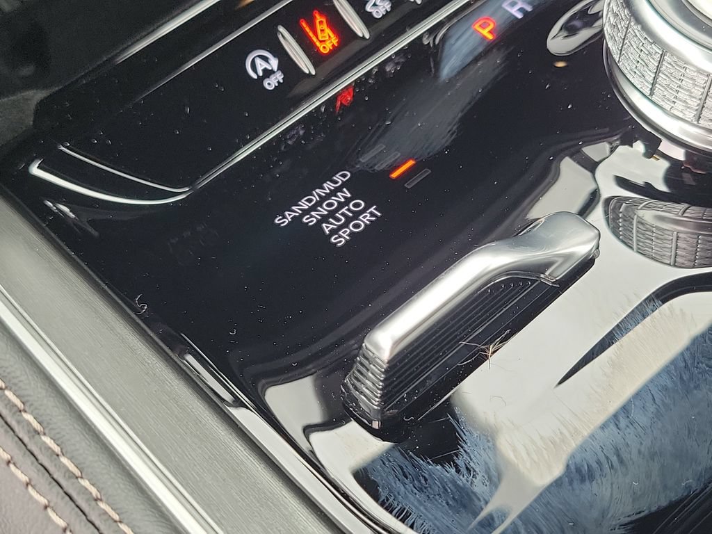 New 2026 Jeep Grand Wagoneer 4WD image 12