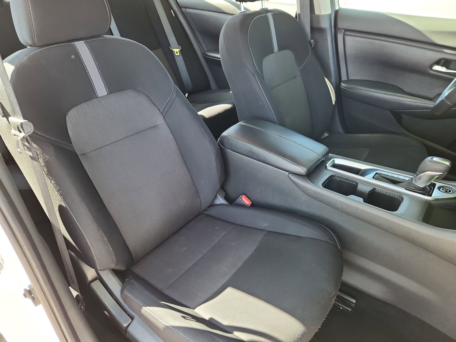 Used 2023 Nissan Sentra SV FWD image 11