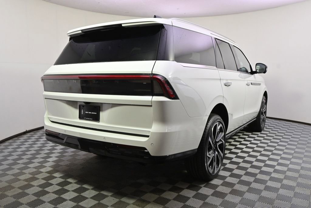 New 2026 Lincoln Navigator Black Label image 6