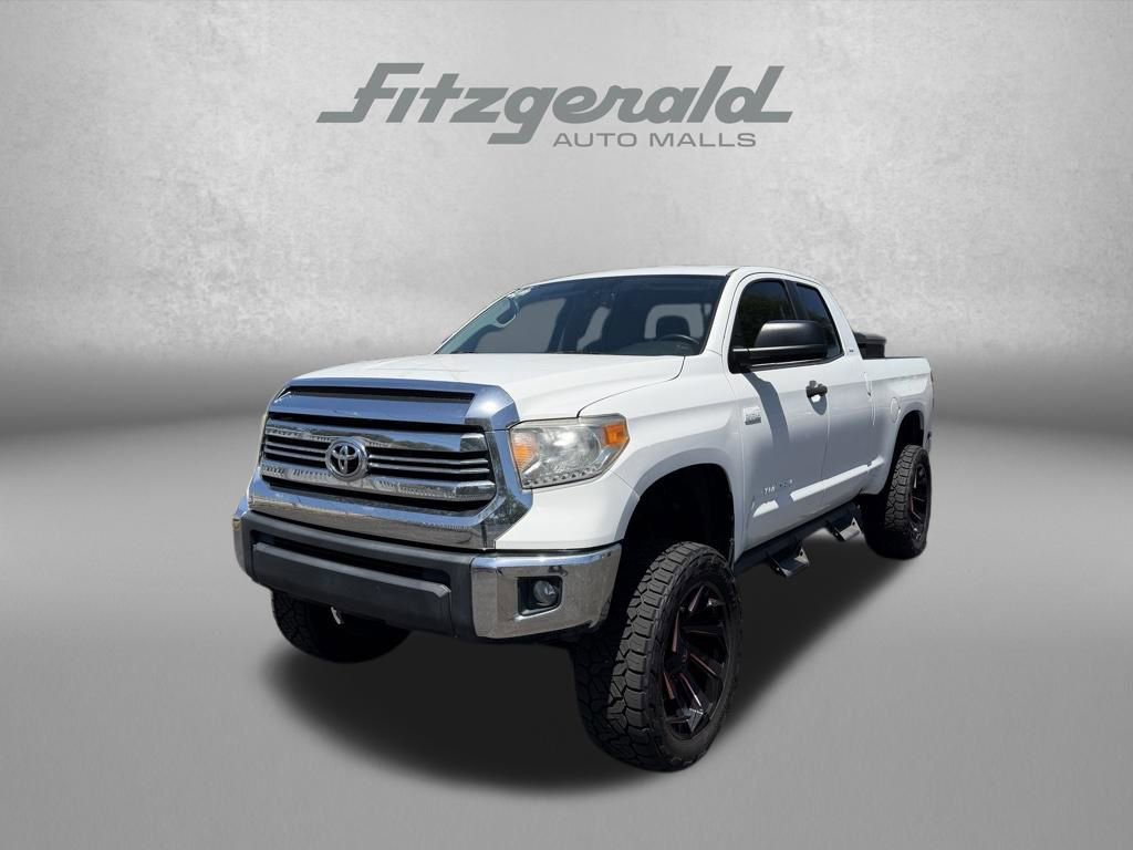 Used 2016 Toyota Tundra SR5 w/ SR5 Upgrade Package image 1