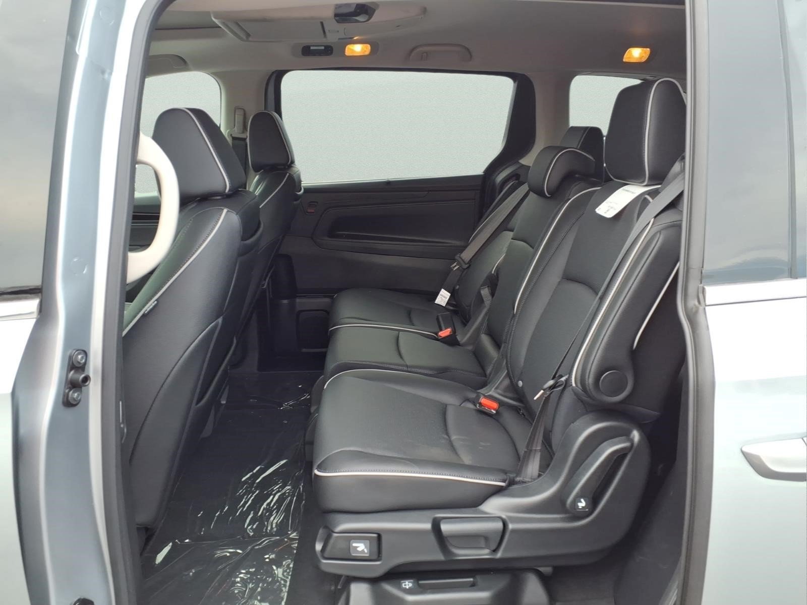New 2026 Honda Odyssey Elite image 11