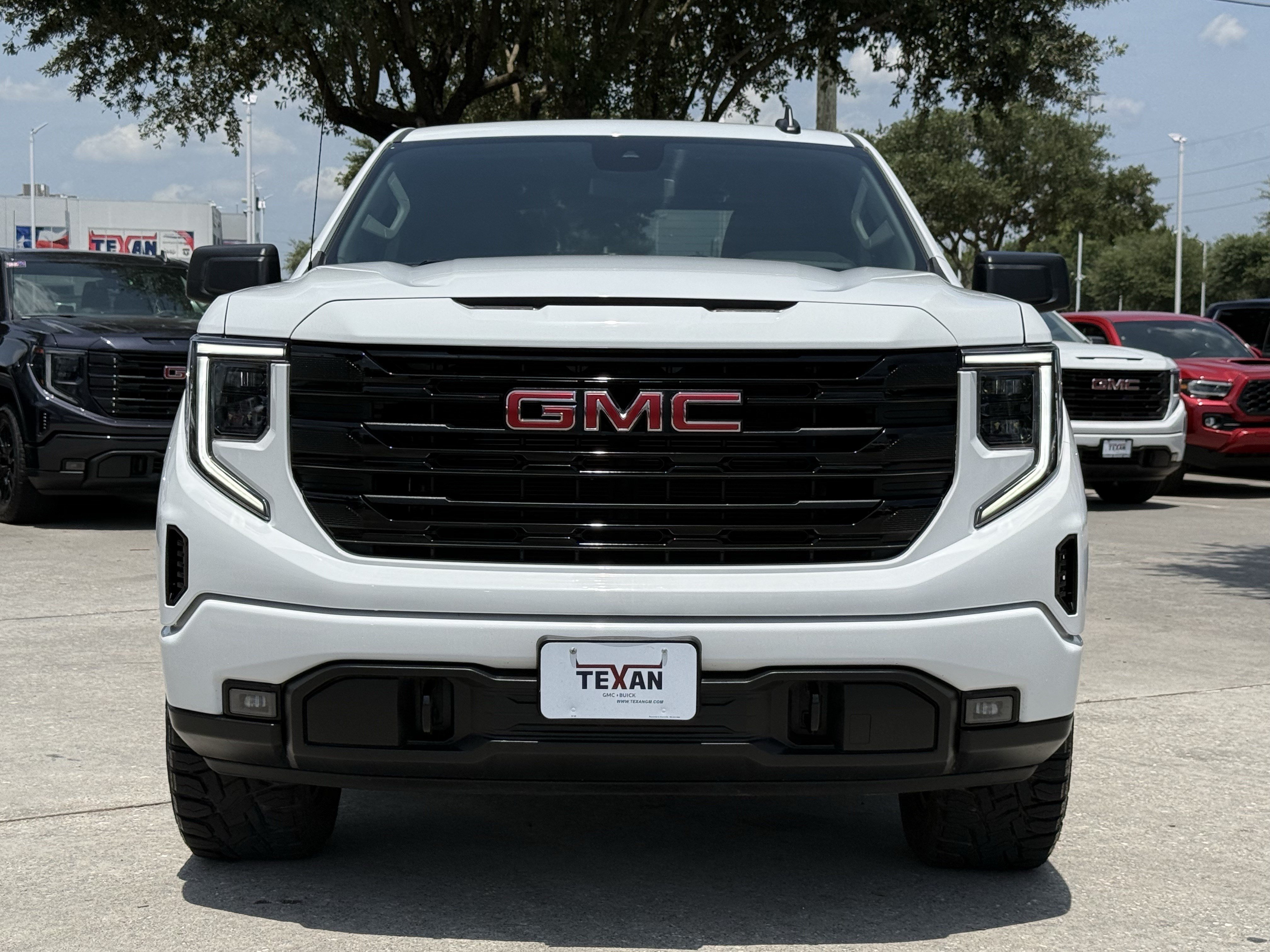 Used 2026 GMC Sierra 1500 Elevation RWD image 10