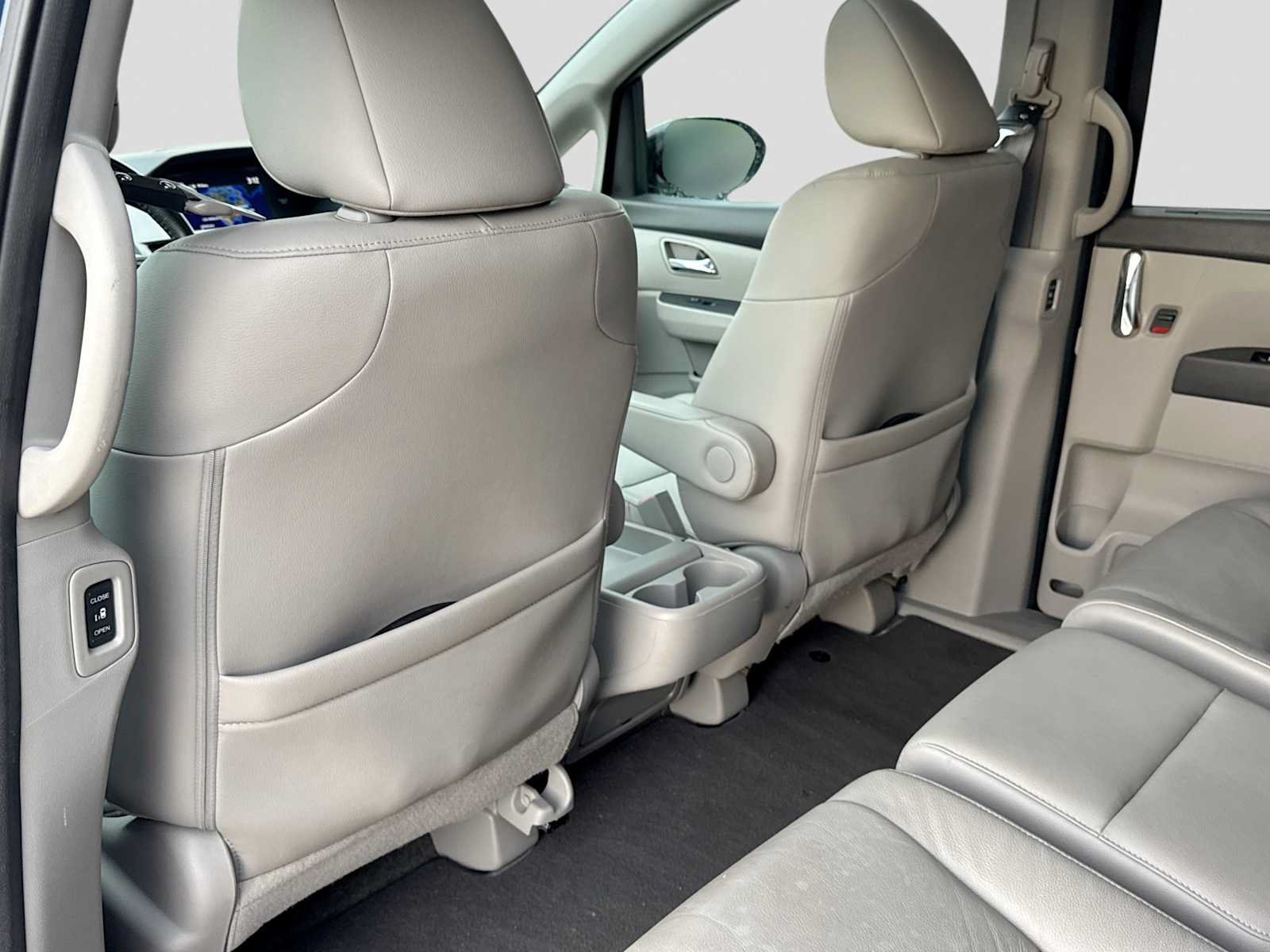 Used 2017 Honda Odyssey Touring image 17