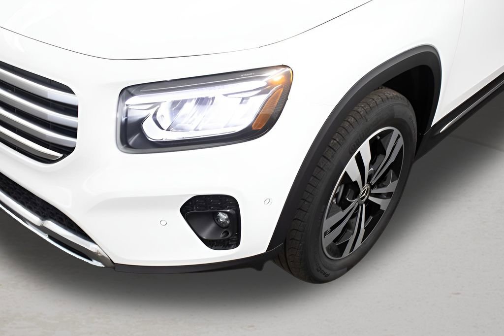 Used 2025 Mercedes-Benz GLB 250 GLB 250 image 8