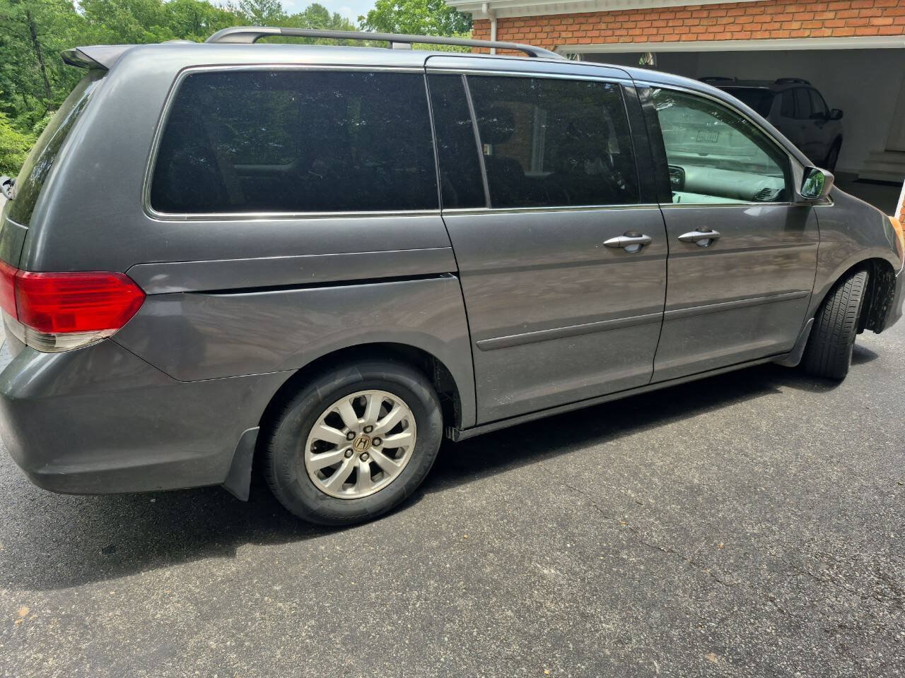 Used 2010 Honda Odyssey EX-L image 15