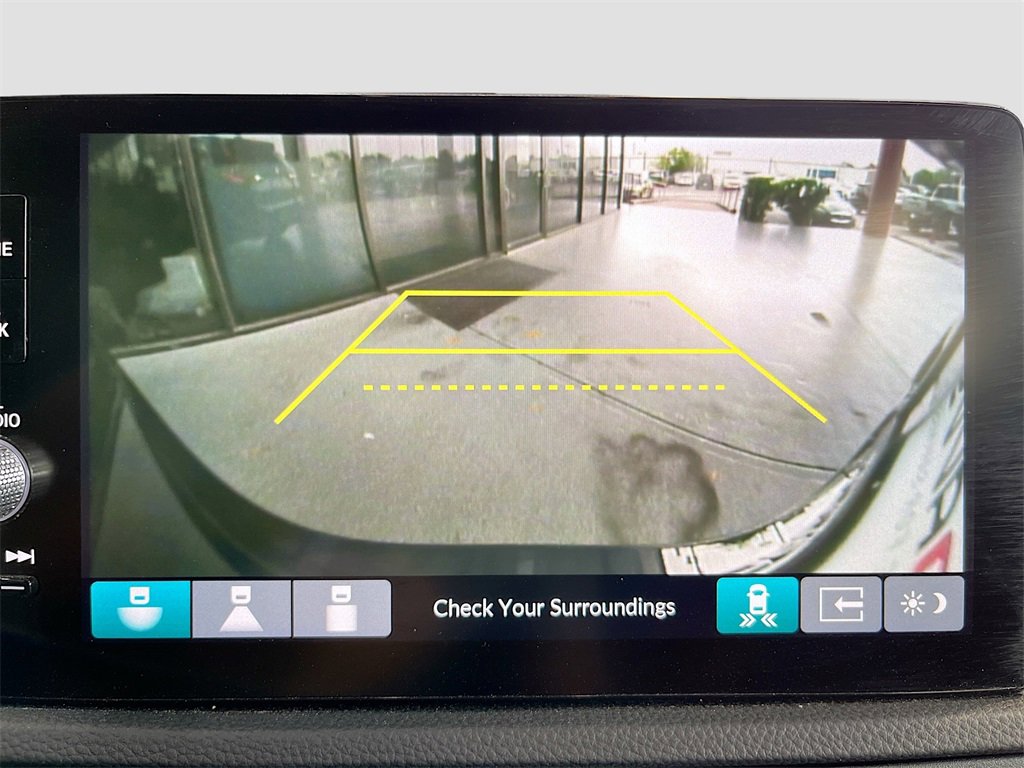 Used 2025 Honda CR-V Sport-L image 13