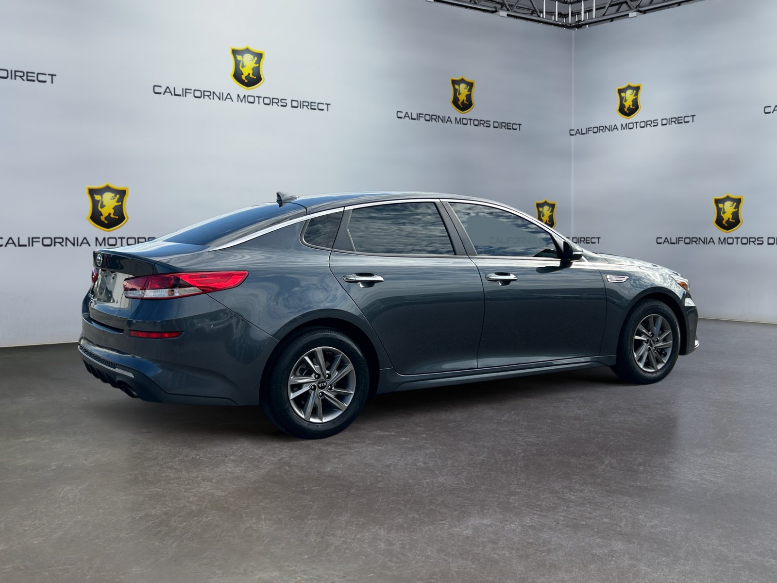 Used 2019 Kia Optima LX FWD image 4