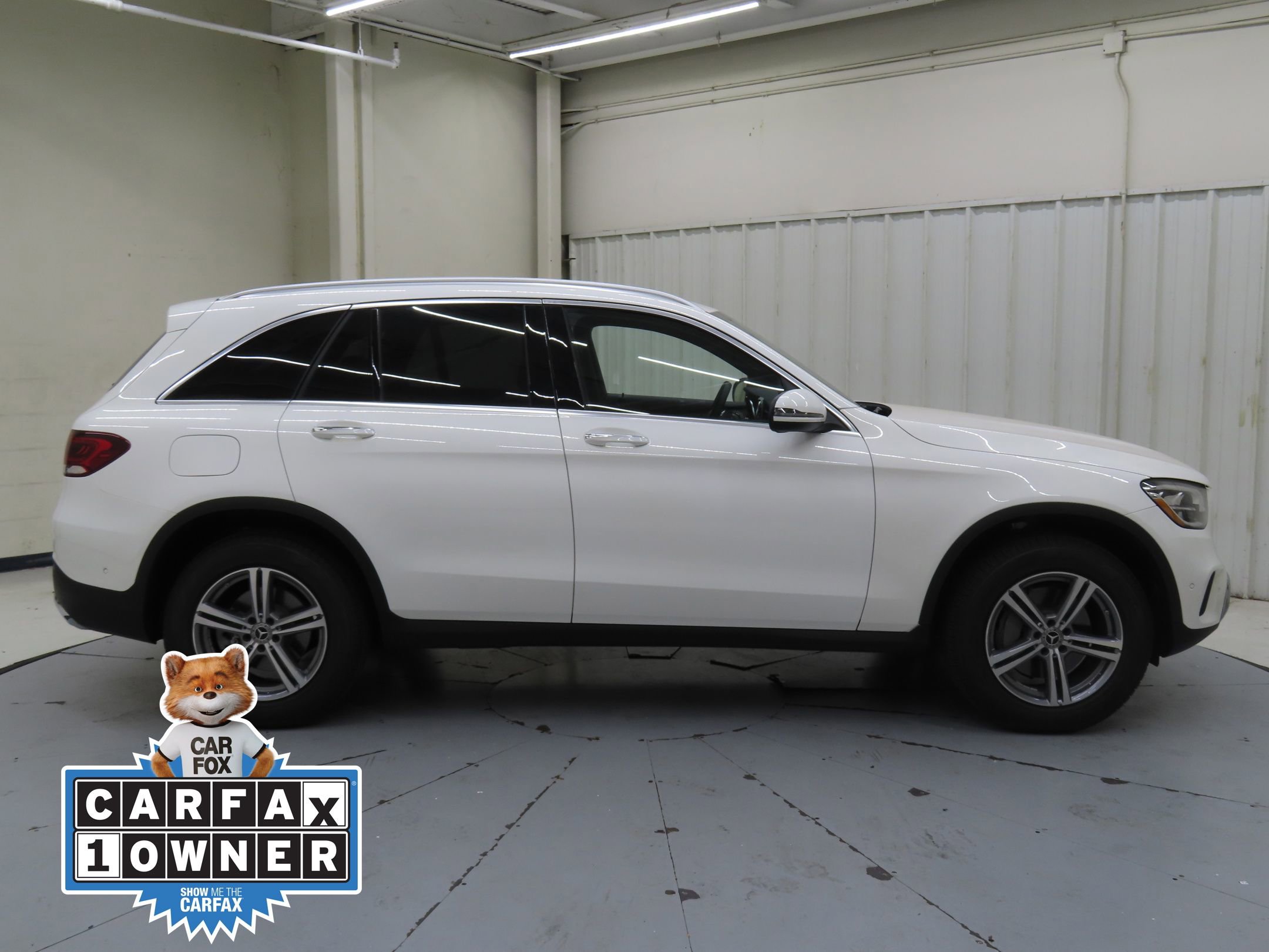 Used 2022 Mercedes-Benz GLC 300 w/ Premium Package Lite video 2