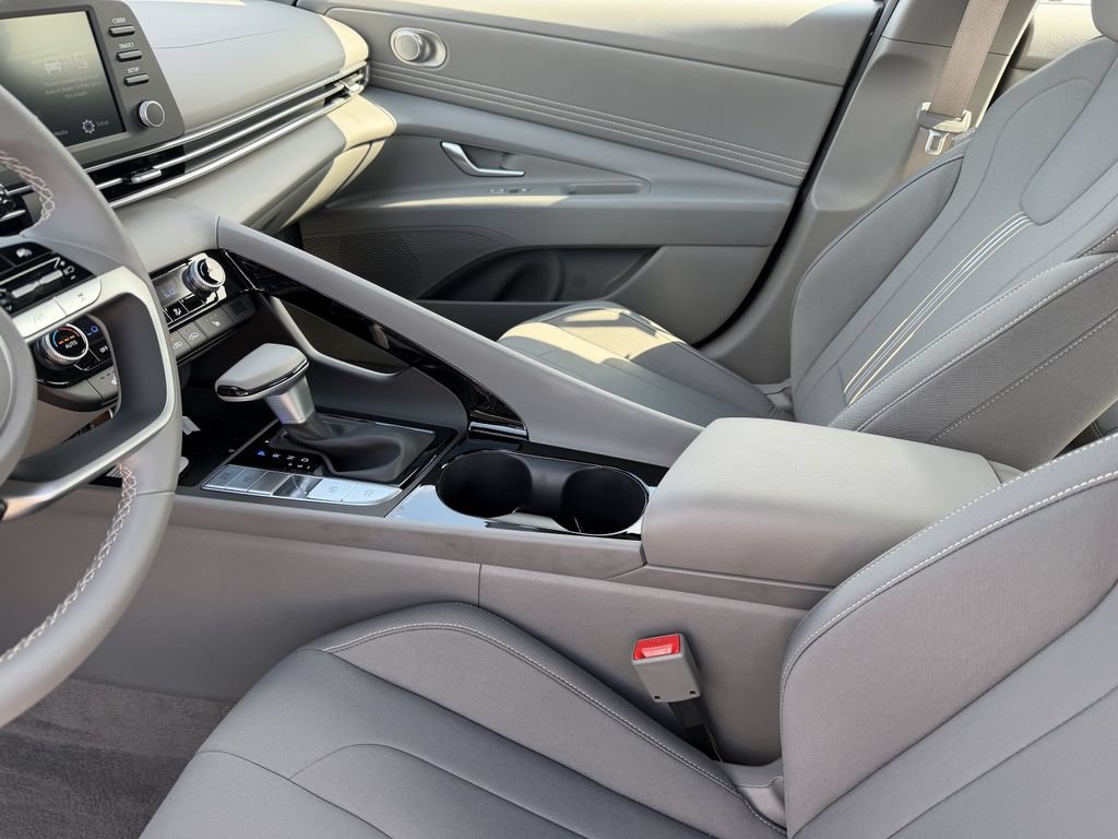 New 2026 Hyundai Elantra SEL Sport Premium w/ Cargo Package FWD image 12
