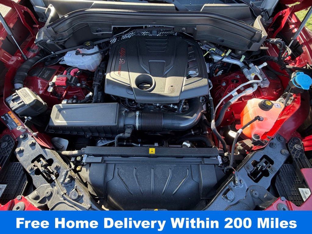 Used 2024 Alfa Romeo Stelvio Sprint image 14