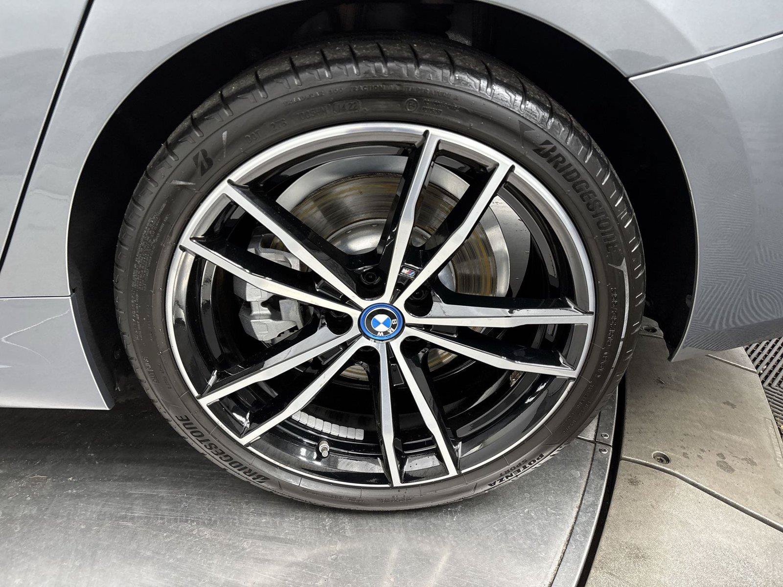 Used 2023 BMW 330e xDrive w/ M Sport Package AWD/4WD image 27
