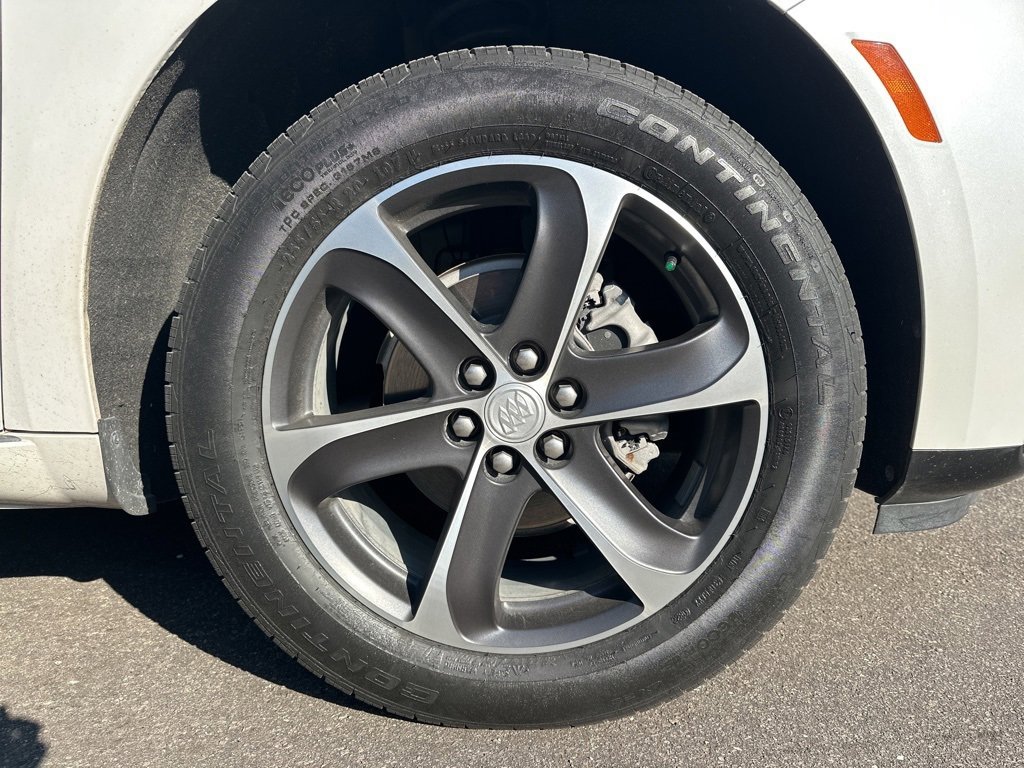 Used 2022 Buick Enclave Essence w/ Experience Buick Package image 9