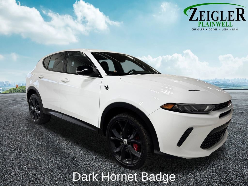 Used 2023 Dodge Hornet GT w/ Track Pack AWD/4WD image 7