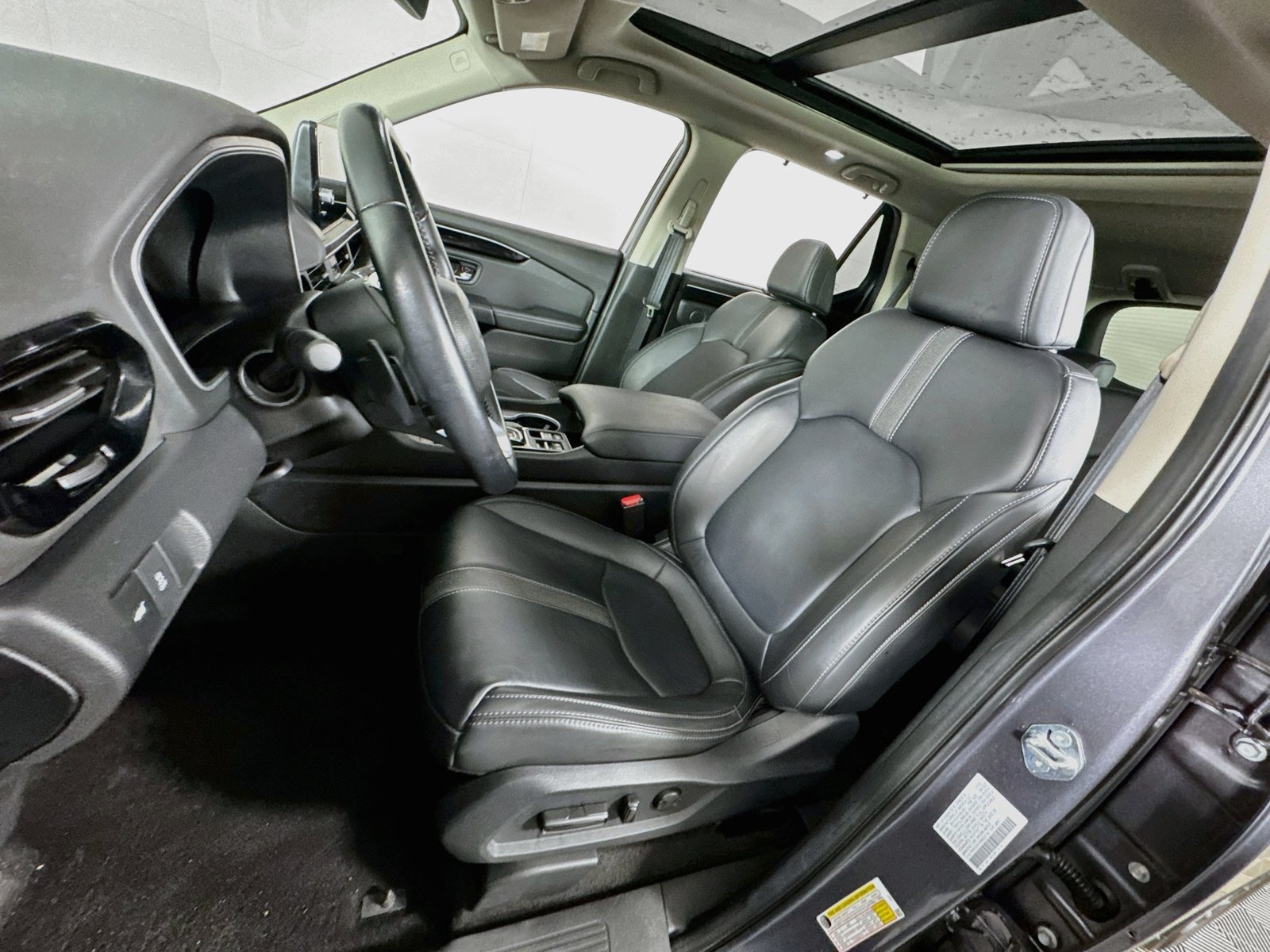 Used 2024 Honda Pilot Touring image 12