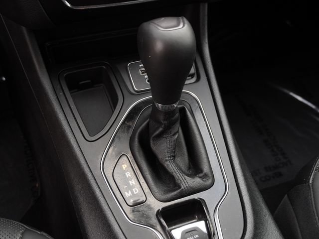 Used 2019 Jeep Cherokee Limited FWD image 26