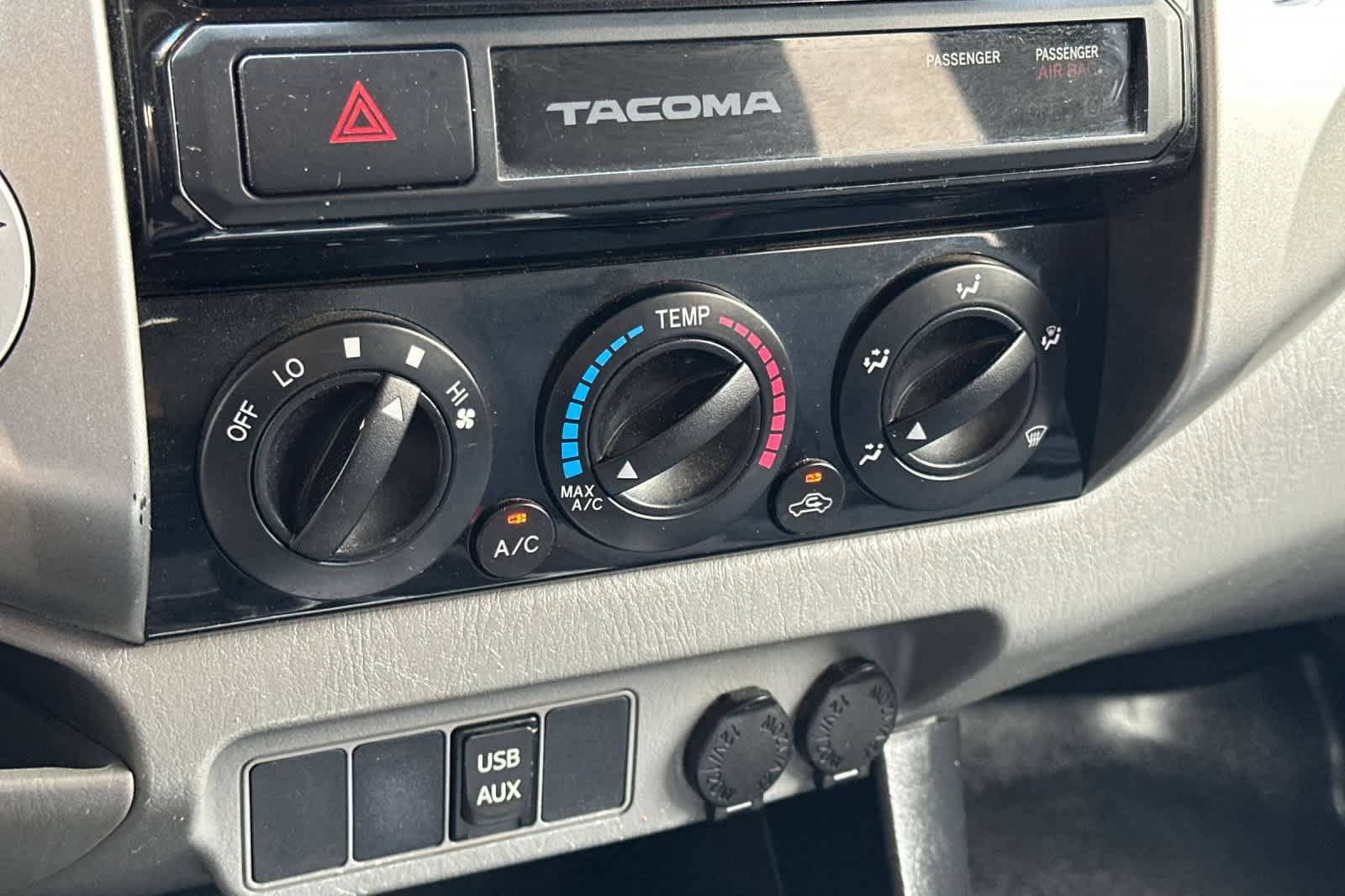 Used 2015 Toyota Tacoma 4x4 Double Cab w/ TRD Sport Package image 21