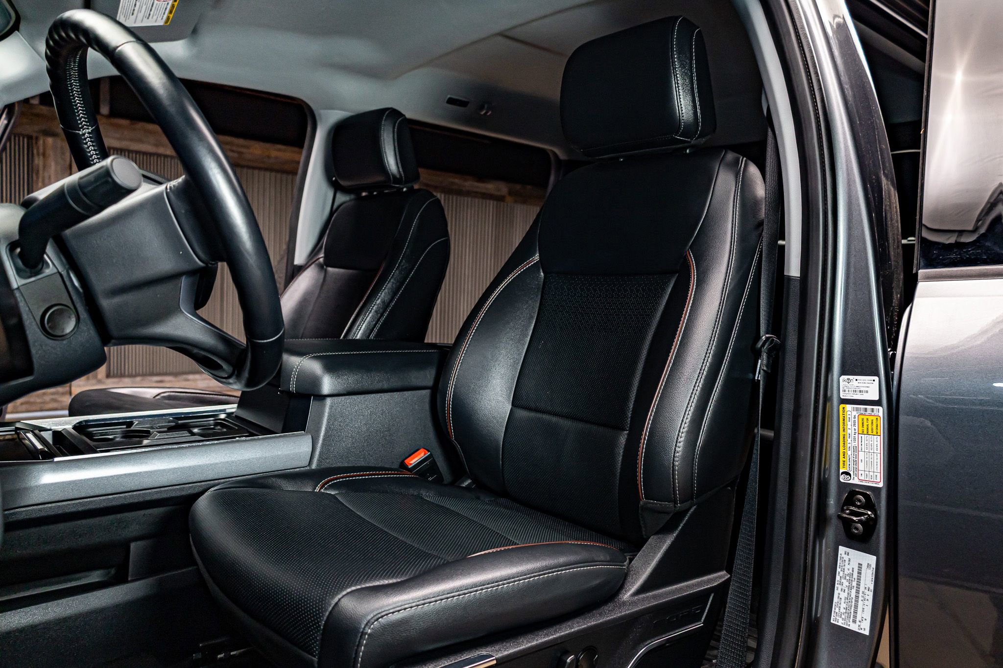 Used 2023 Ford F250 Lariat w/ Sport Appearance Package image 20