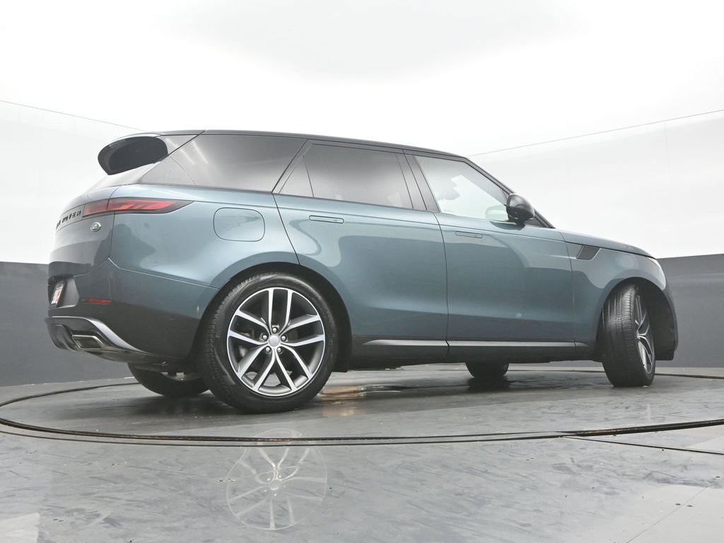 Used 2023 Land Rover Range Rover Sport SE AWD/4WD image 34