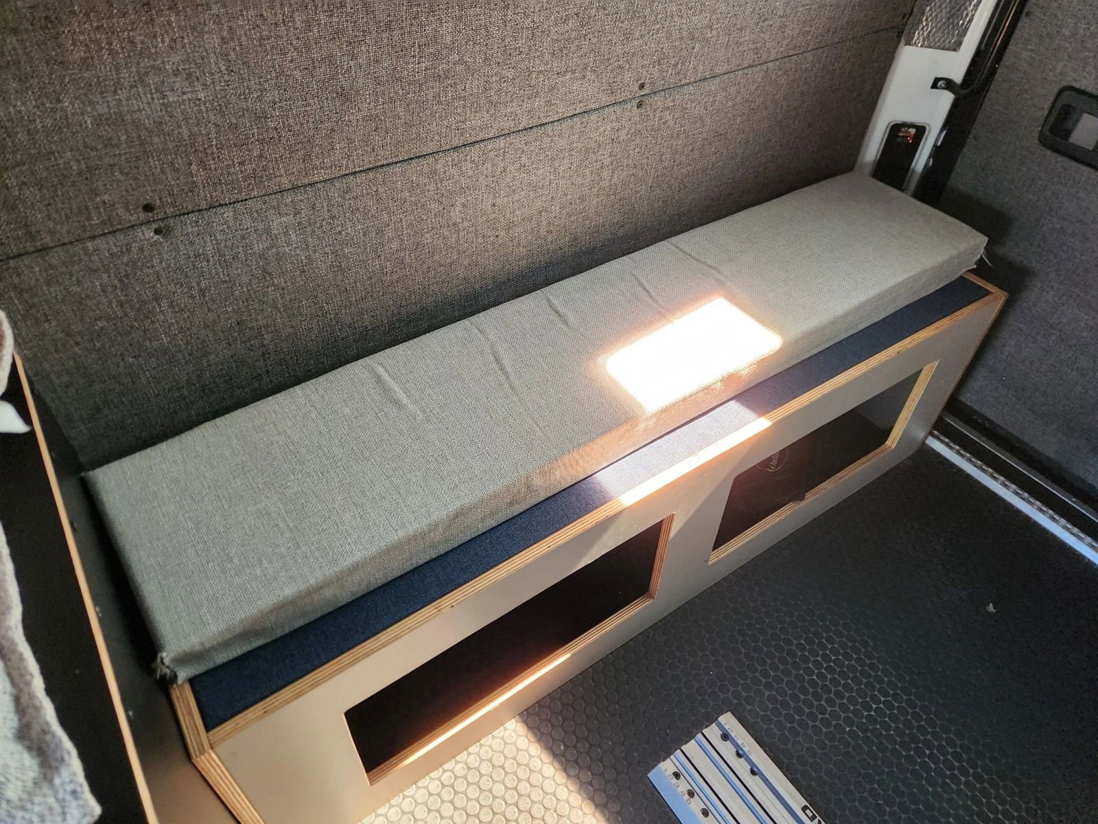 Used 2006 Dodge Sprinter 2500 w/ PWR Convenience Group image 47