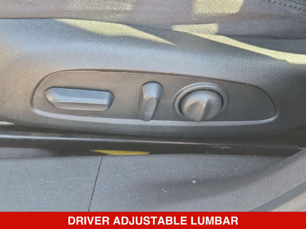 Used 2024 Chevrolet Malibu LT FWD image 16