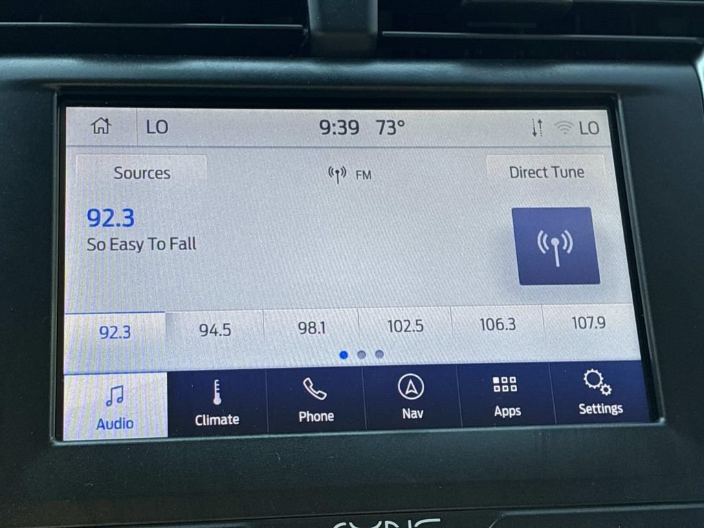 Used 2020 Ford Fusion SE FWD image 39